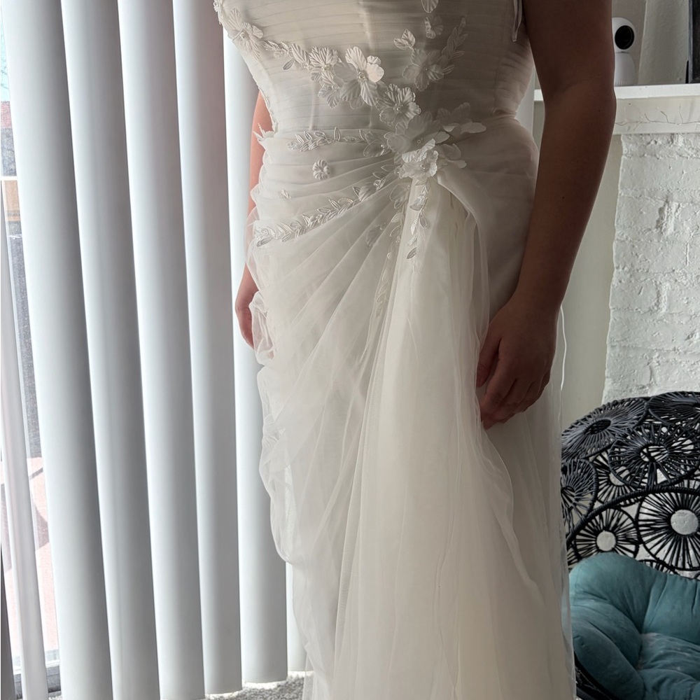 Wedding/Engagement/Elopement Dress - Picture 4 of 7
